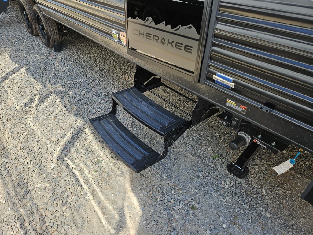 2026 Forest River RV 2026 Forest River RV Cherokee Grey Wolf - thumbnail 43