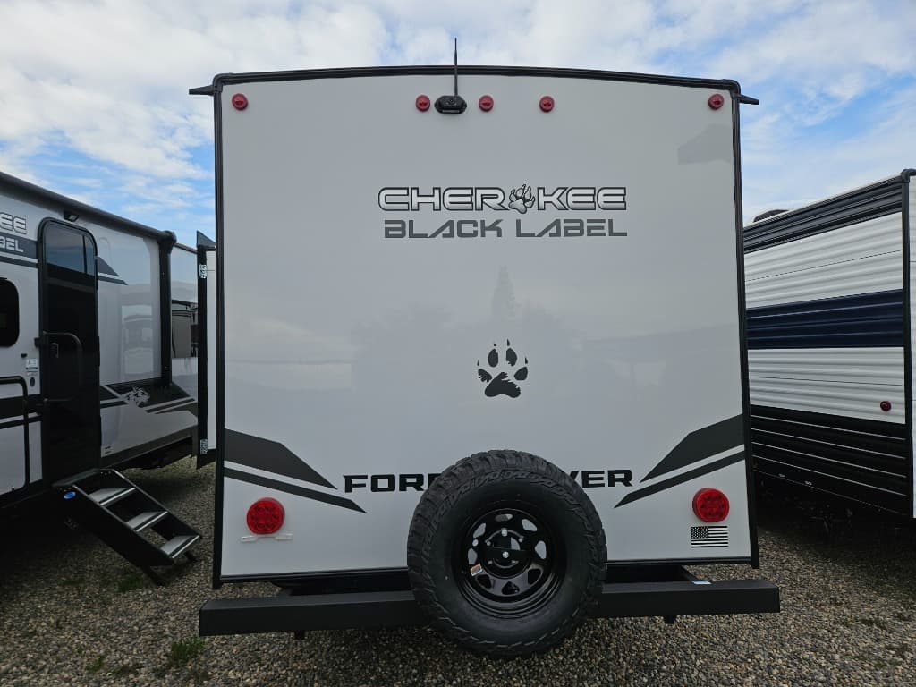 2026 Forest River 2026 Forest River Cherokee Wolf Pup Black Label - thumbnail 4