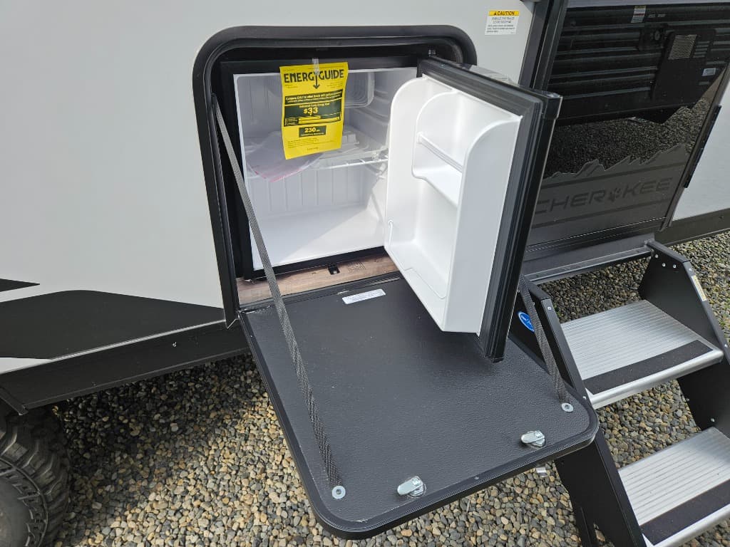 2026 Forest River 2026 Forest River Cherokee Wolf Pup Black Label - thumbnail 33