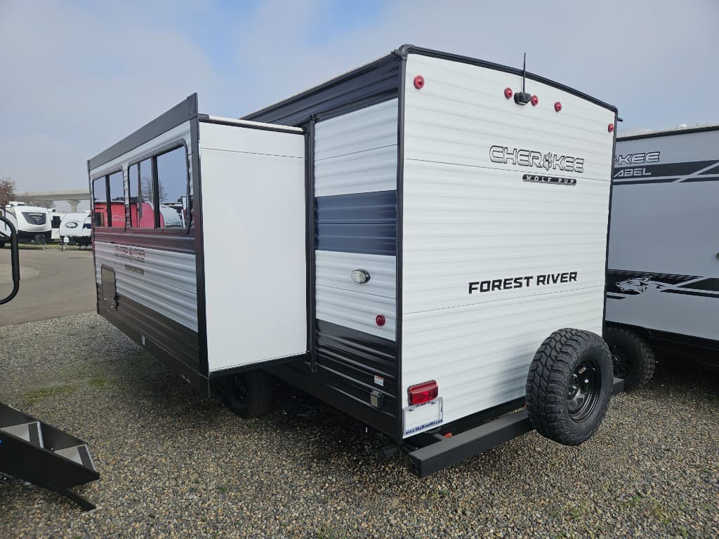 2026 Forest River 2026 Forest River Cherokee Wolf Pup - thumbnail 5