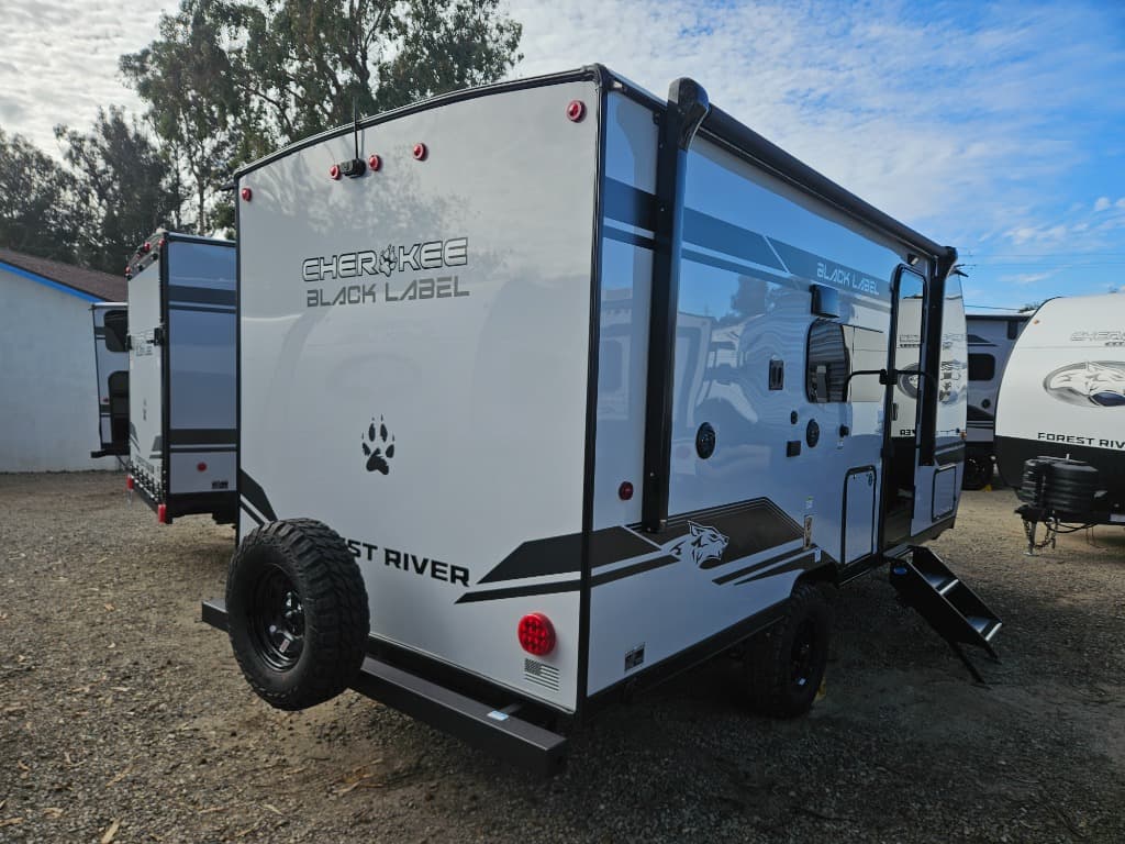 2026 Forest River RV 2026 Forest River RV Cherokee Wolf Pup Black Label - thumbnail 3