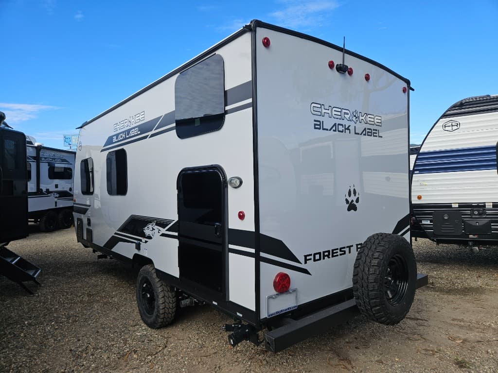 2026 Forest River RV 2026 Forest River RV Cherokee Wolf Pup Black Label - thumbnail 5