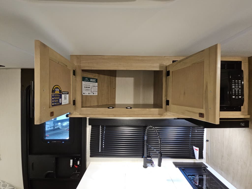 2026 Forest River RV 2026 Forest River RV Cherokee Wolf Pup Black Label - thumbnail 18