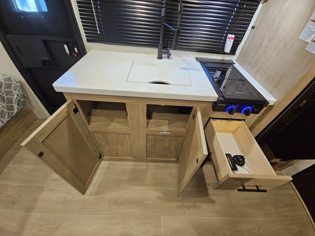 2026 Forest River RV 2026 Forest River RV Cherokee Wolf Pup Black Label - thumbnail 22