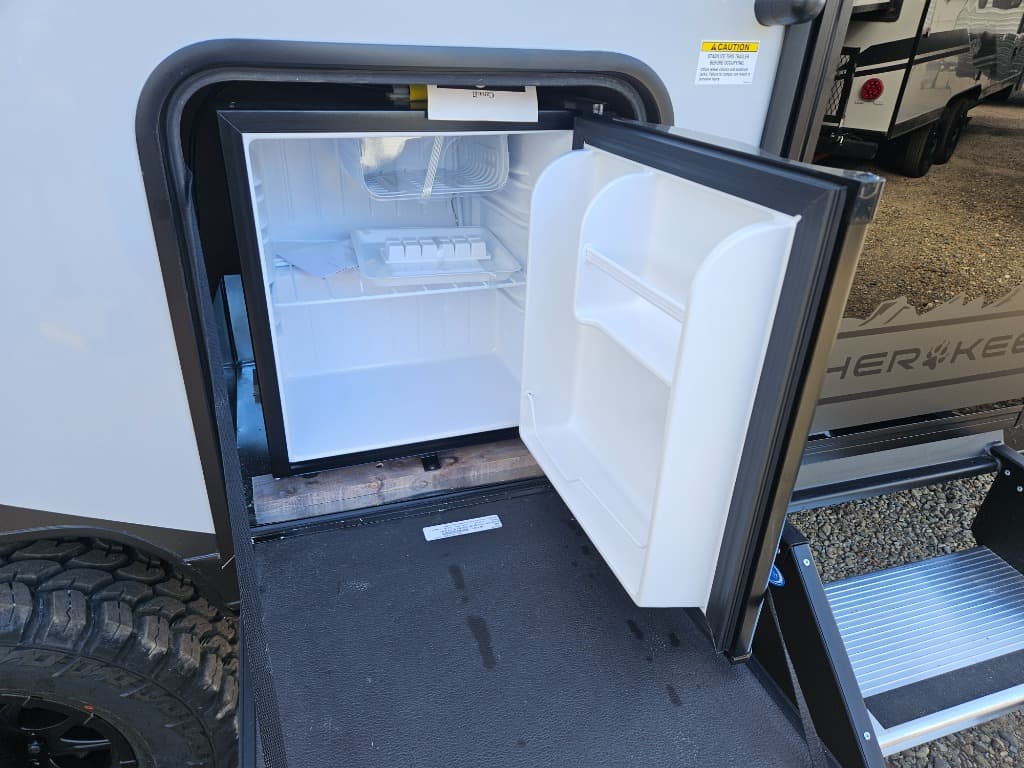 2026 Forest River RV 2026 Forest River RV Cherokee Wolf Pup Black Label - thumbnail 32