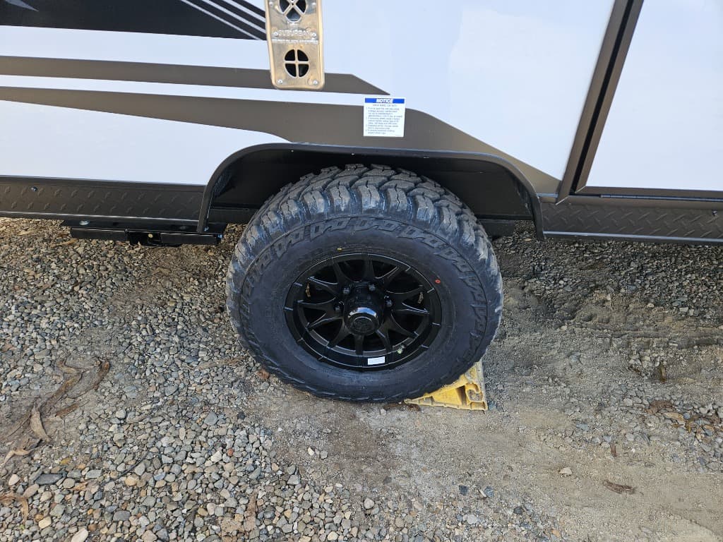 2026 Forest River RV 2026 Forest River RV Cherokee Wolf Pup Black Label - thumbnail 33