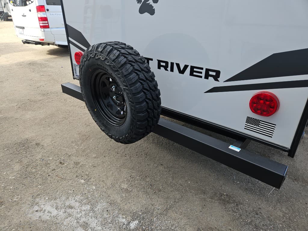 2026 Forest River RV 2026 Forest River RV Cherokee Wolf Pup - thumbnail 37