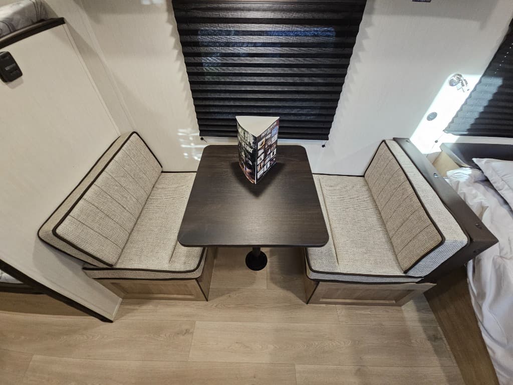 2026 Forest River 2026 Forest River Cherokee Wolf Pup Black Label - thumbnail 14