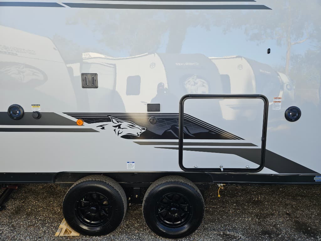 2026 Forest River RV 2026 Forest River RV Cherokee Grey Wolf Black Label - thumbnail 44