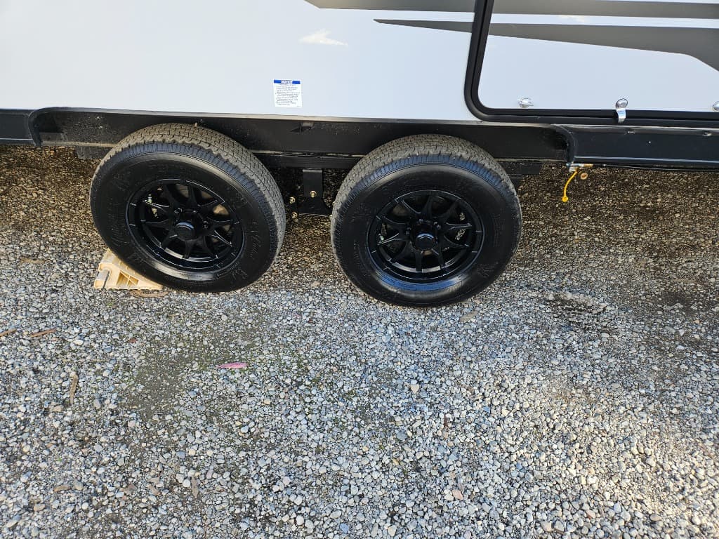 2026 Forest River RV 2026 Forest River RV Cherokee Grey Wolf Black Label - thumbnail 45