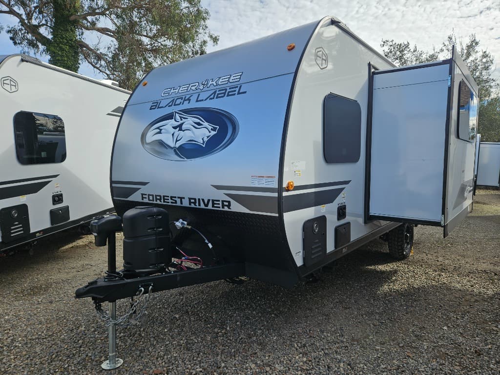 2026 Forest River RV 2026 Forest River RV Cherokee Wolf Pup Black Label - thumbnail 5