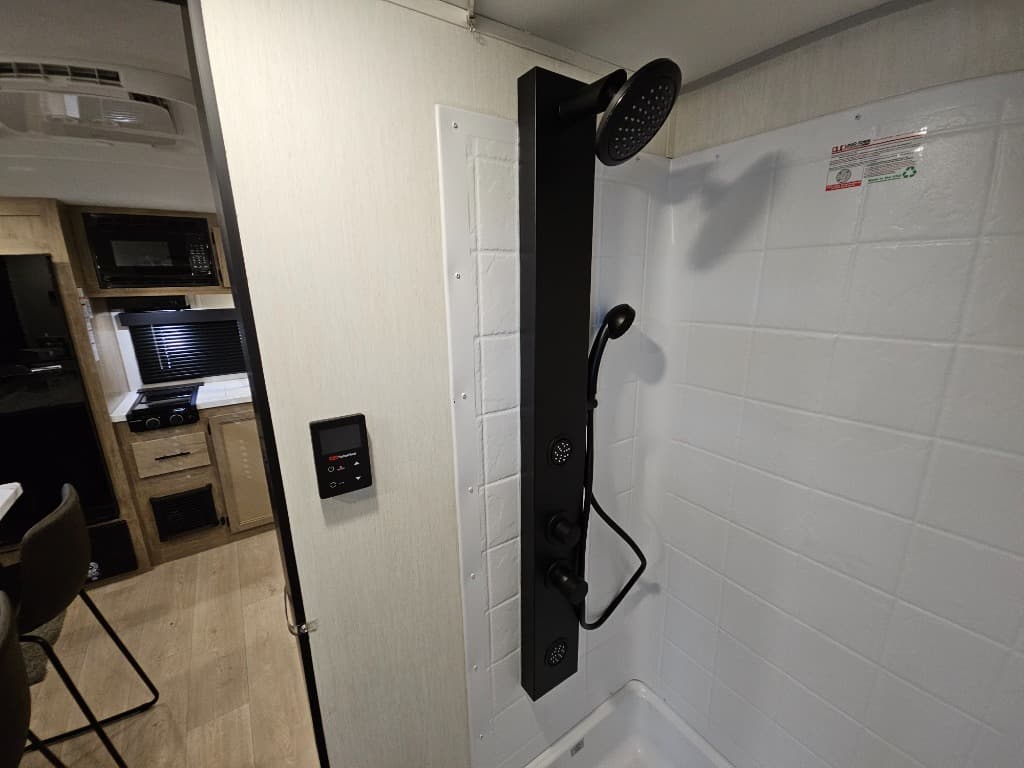 2026 Forest River 2026 Forest River Cherokee Wolf Pup Black Label - thumbnail 21