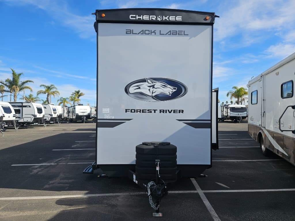 2026 Forest River 2026 Forest River Cherokee Timberwolf Black Label - thumbnail 7