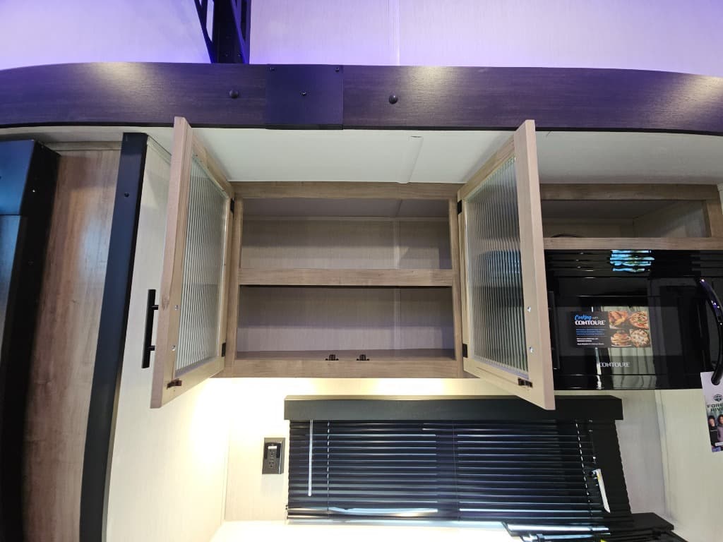 2026 Forest River 2026 Forest River Cherokee Timberwolf Black Label - thumbnail 20