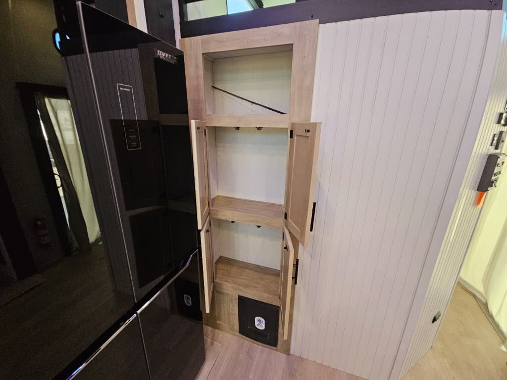 2026 Forest River 2026 Forest River Cherokee Timberwolf Black Label - thumbnail 26