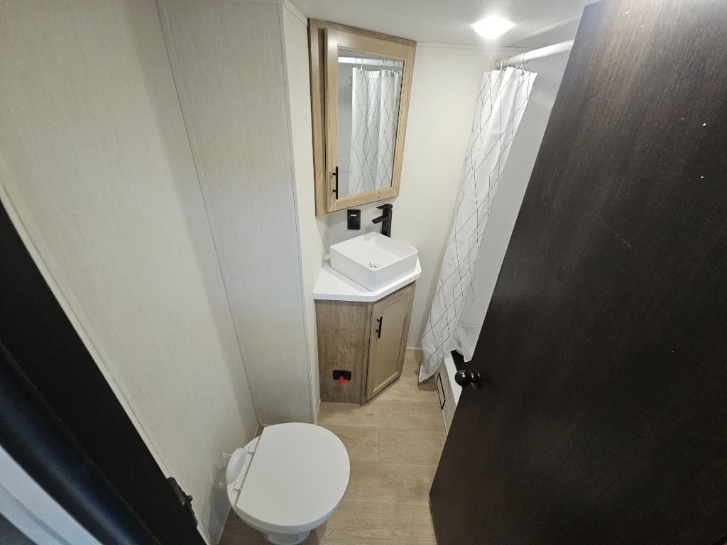 2026 Forest River 2026 Forest River Cherokee Timberwolf Black Label - thumbnail 27