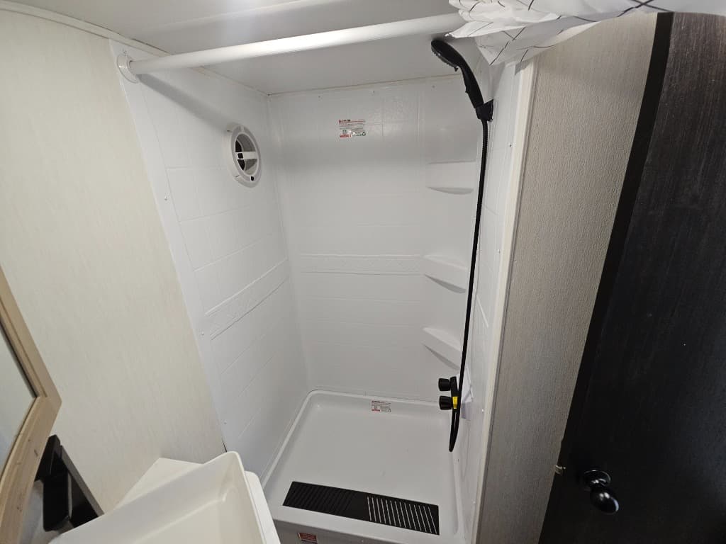 2026 Forest River 2026 Forest River Cherokee Timberwolf Black Label - thumbnail 28