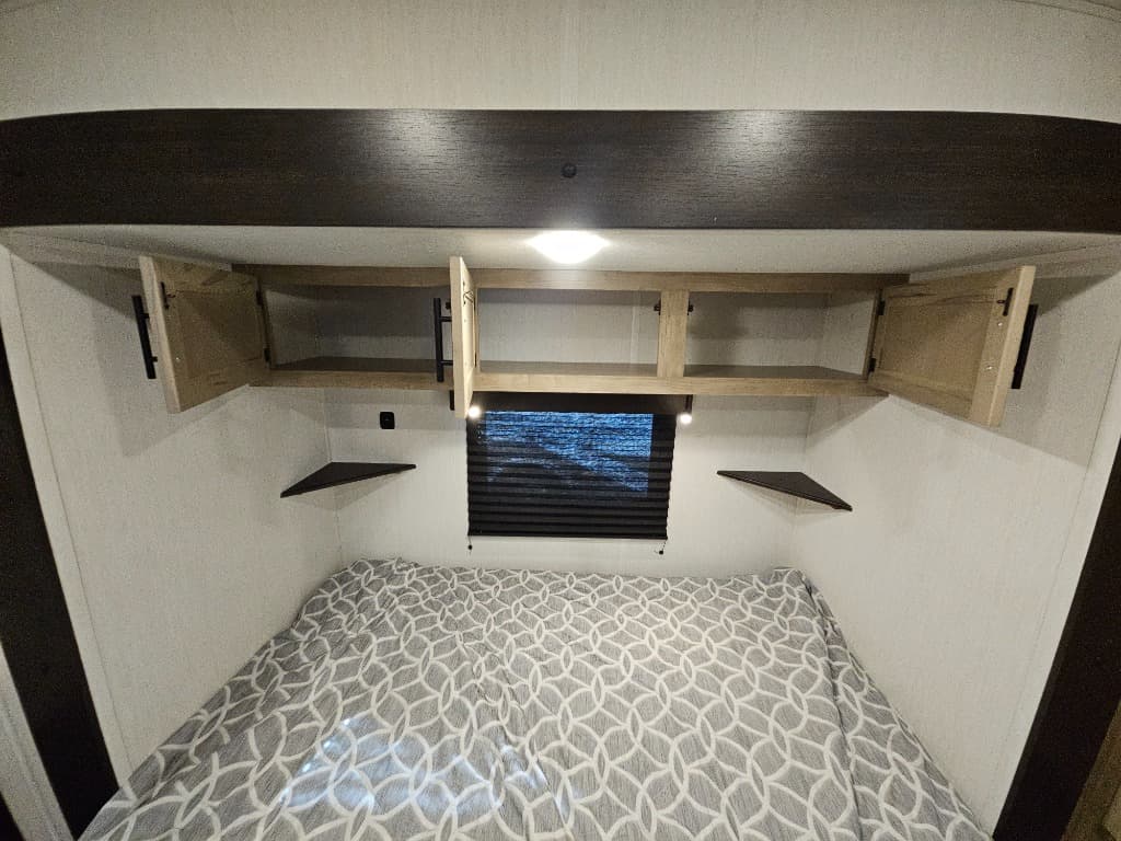 2026 Forest River 2026 Forest River Cherokee Timberwolf Black Label - thumbnail 40