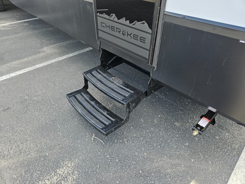 2026 Forest River 2026 Forest River Cherokee Timberwolf Black Label - thumbnail 55