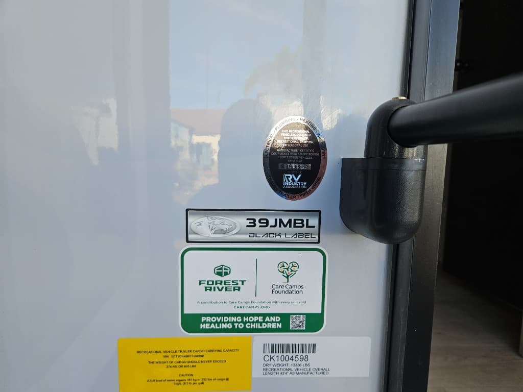 2026 Forest River 2026 Forest River Cherokee Timberwolf Black Label - thumbnail 59