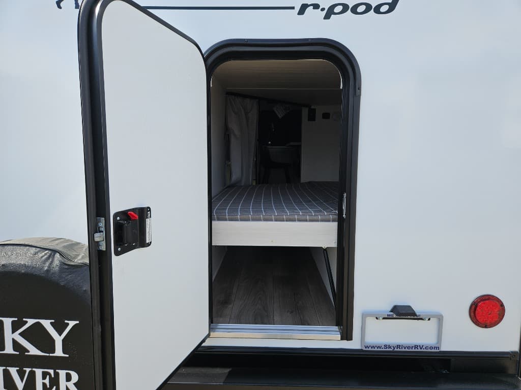 2026 Forest River 2026 Forest River R-Pod Un-Mapped - thumbnail 51