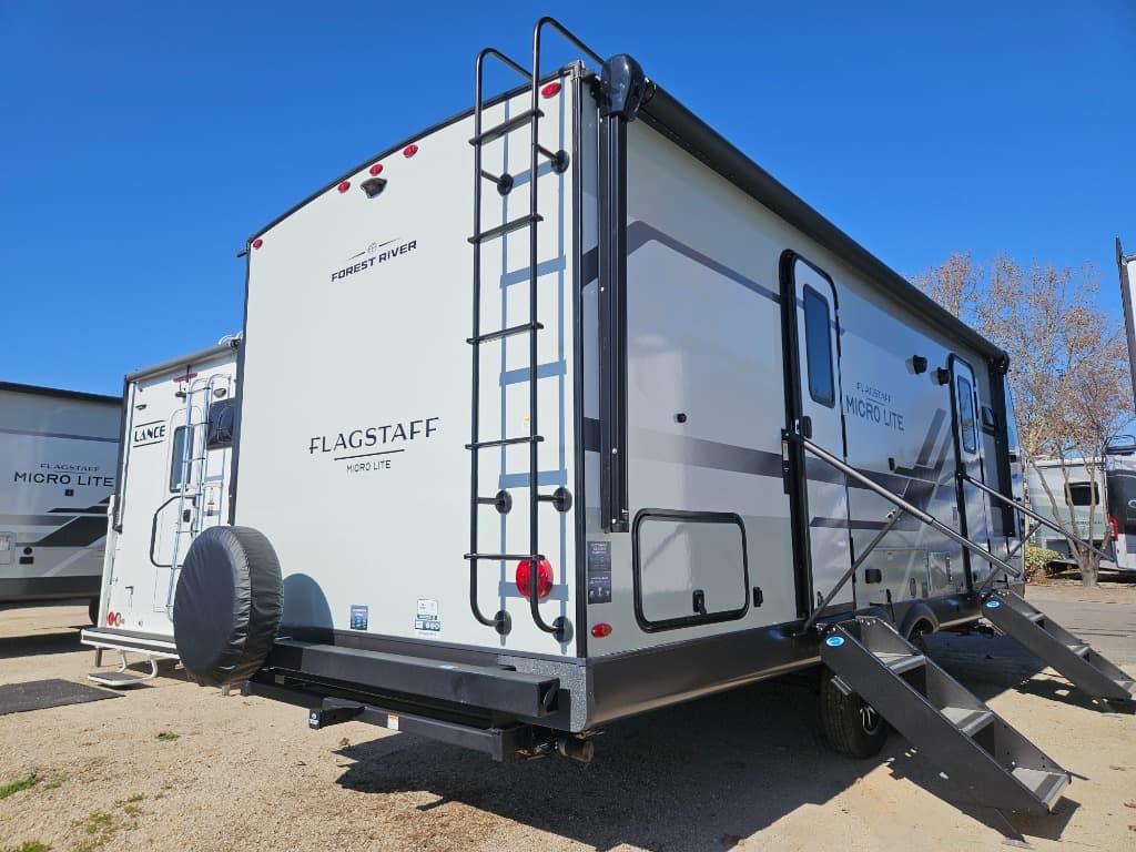 2026 Forest River 2026 Forest River Flagstaff MAC - thumbnail 3