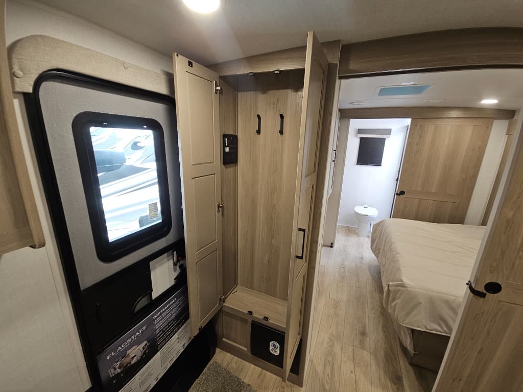 2026 Forest River 2026 Forest River Flagstaff Micro Lite - thumbnail 37