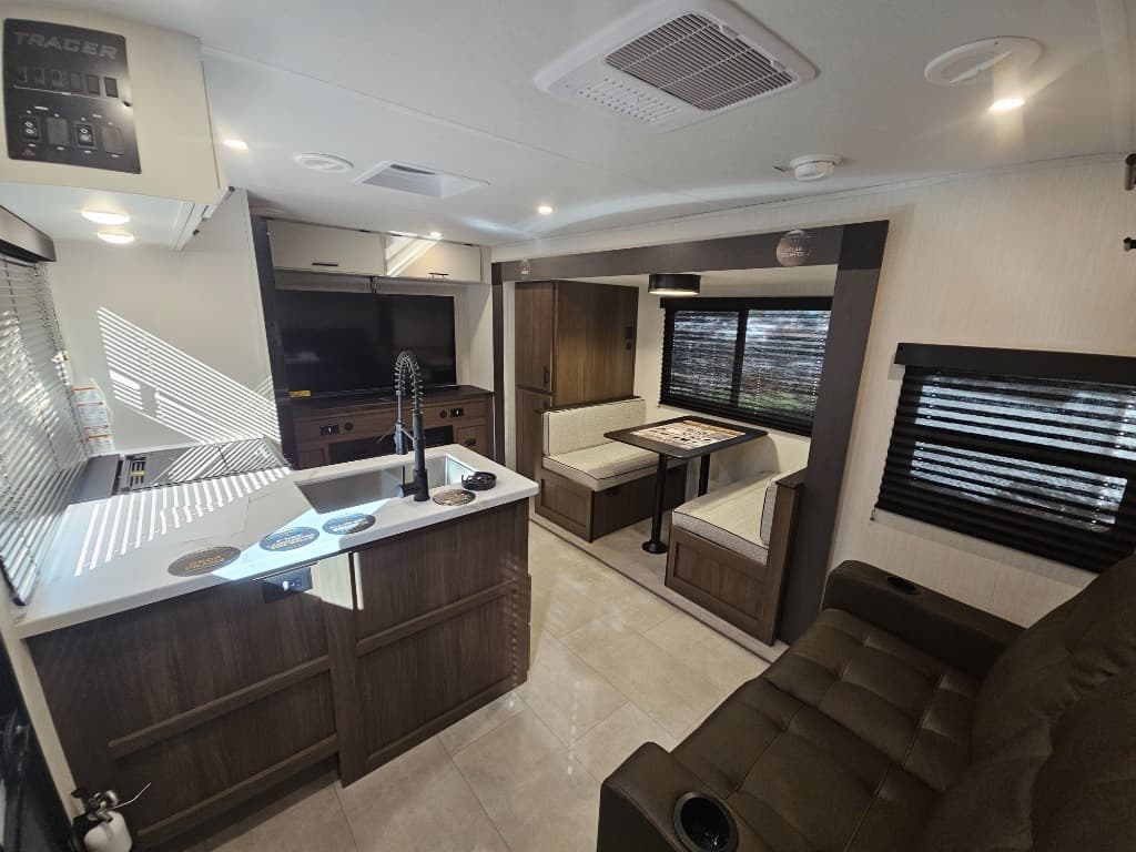 2026 Prime Time RV 2026 Prime Time RV Tracer - thumbnail 8