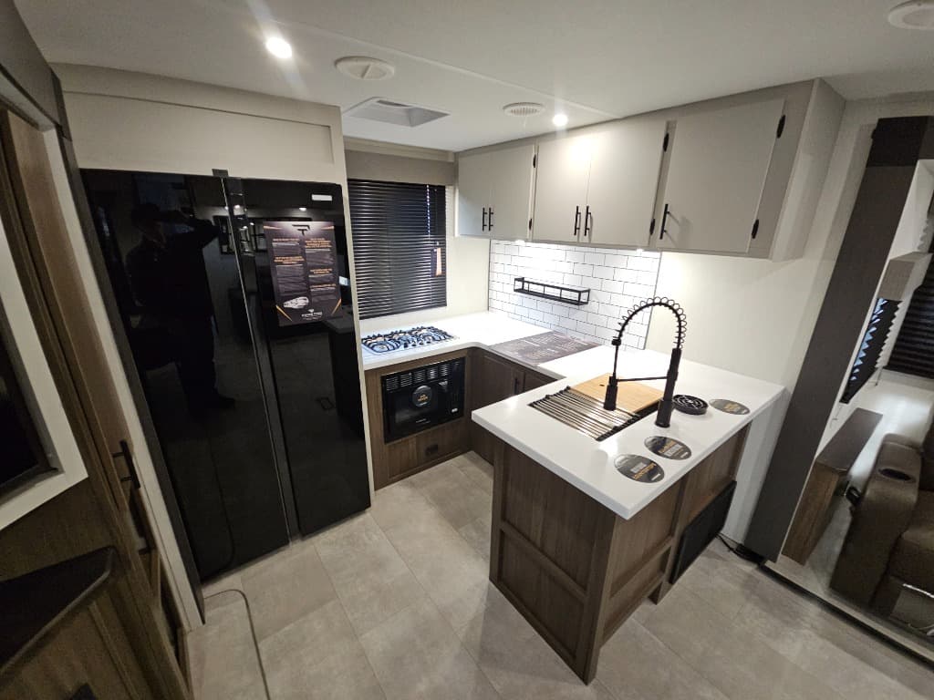 2026 Prime Time RV 2026 Prime Time RV LaCrosse - thumbnail 13