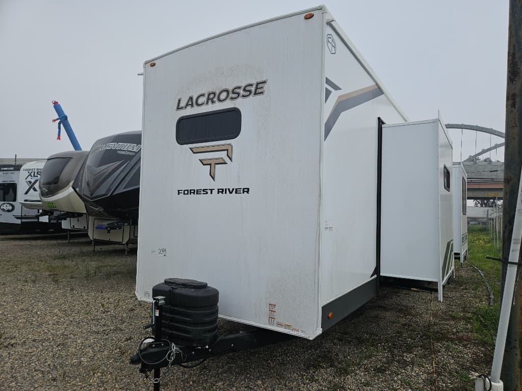 2026 Prime Time RV 2026 Prime Time RV LaCrosse - thumbnail 6