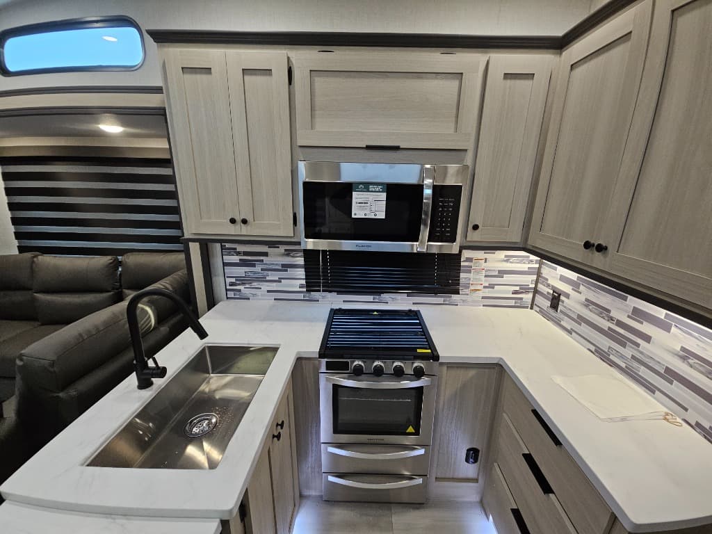 2026 Prime Time RV 2026 Prime Time RV LaCrosse - thumbnail 17