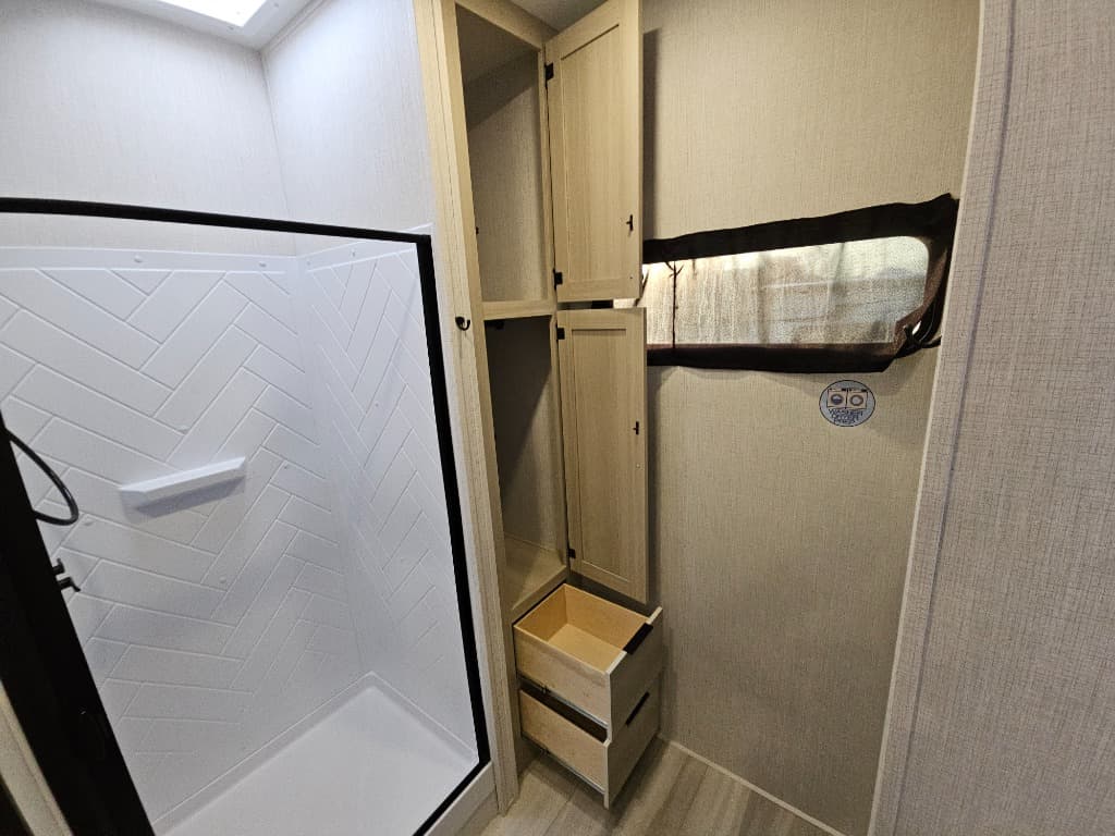 2026 Prime Time RV 2026 Prime Time RV LaCrosse - thumbnail 47