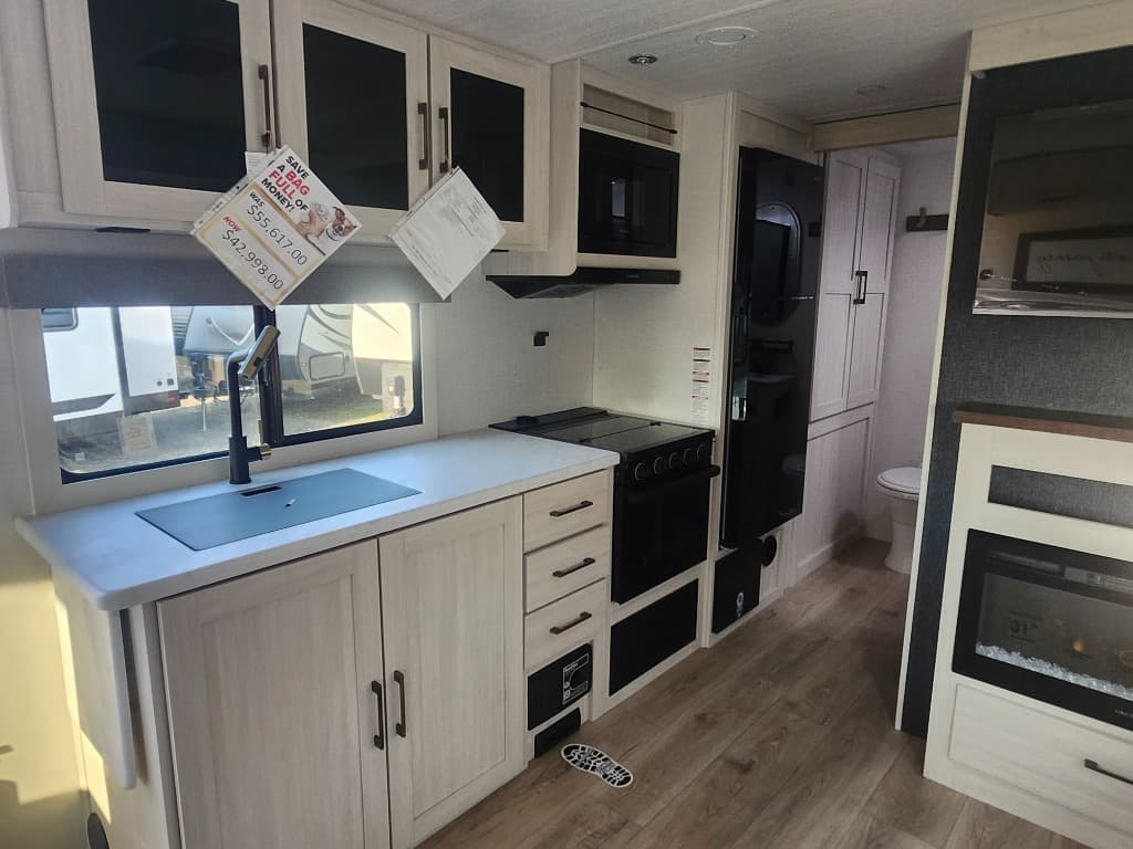 2026 Forest River 2026 Forest River Surveyor Legend - thumbnail 10