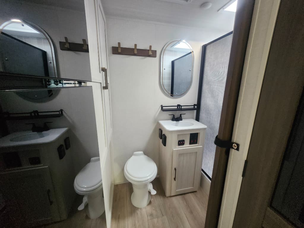 2026 Forest River 2026 Forest River Surveyor Legend - thumbnail 15