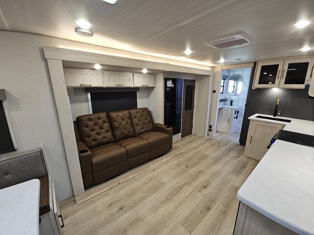 2026 Forest River 2026 Forest River Surveyor - thumbnail 8