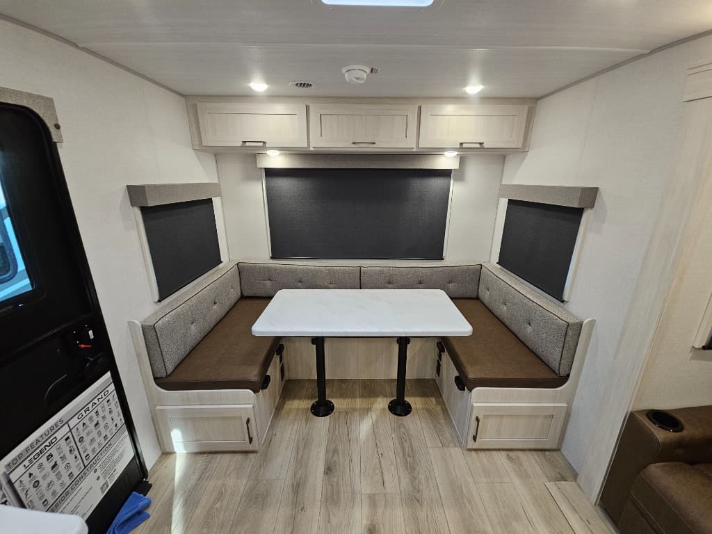 2026 Forest River 2026 Forest River Surveyor - thumbnail 10