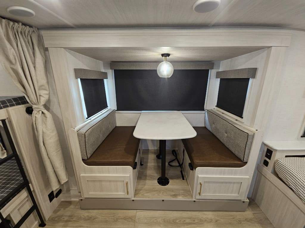 2026 Forest River 2026 Forest River Surveyor Legend - thumbnail 10