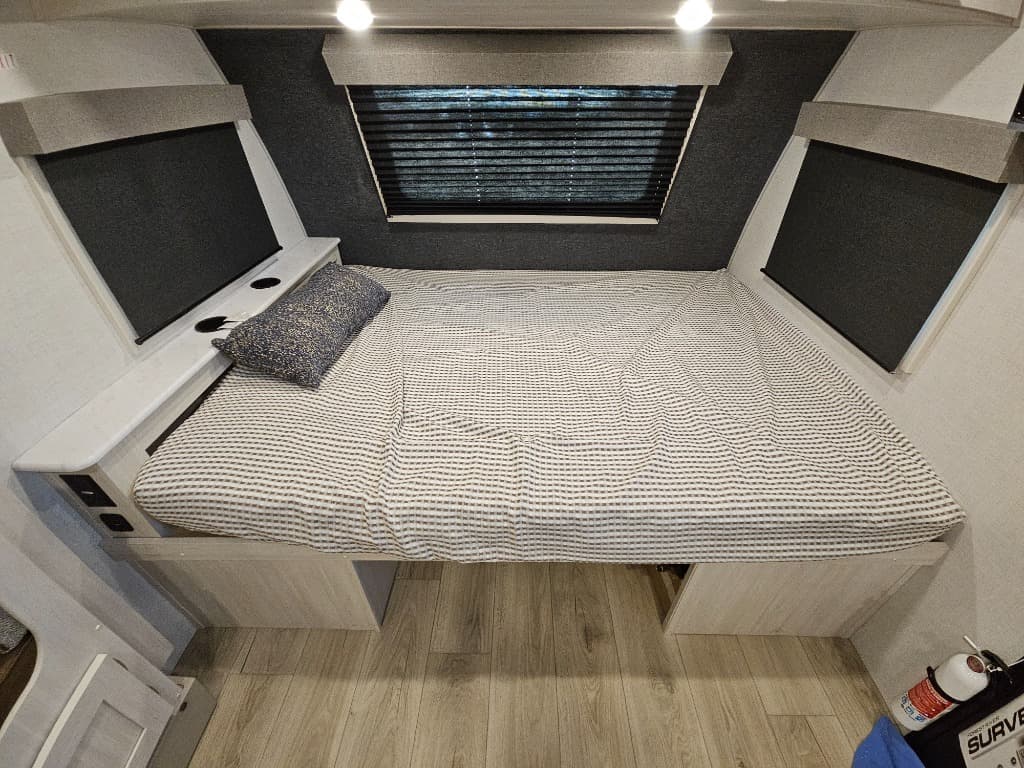 2026 Forest River 2026 Forest River Surveyor Legend - thumbnail 25