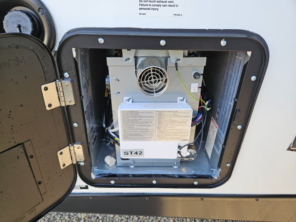 2026 Forest River 2026 Forest River Surveyor Legend - thumbnail 44