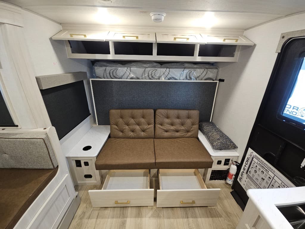 2026 Forest River 2026 Forest River Surveyor Legend - thumbnail 18