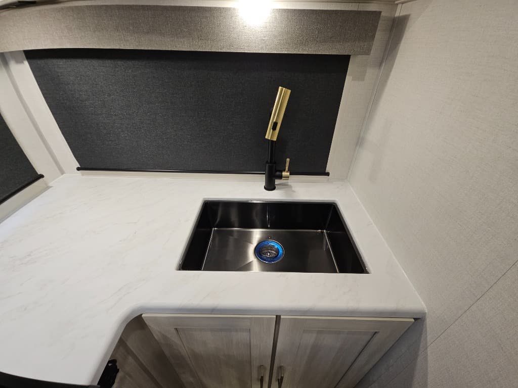 2026 Forest River 2026 Forest River Surveyor Legend - thumbnail 27