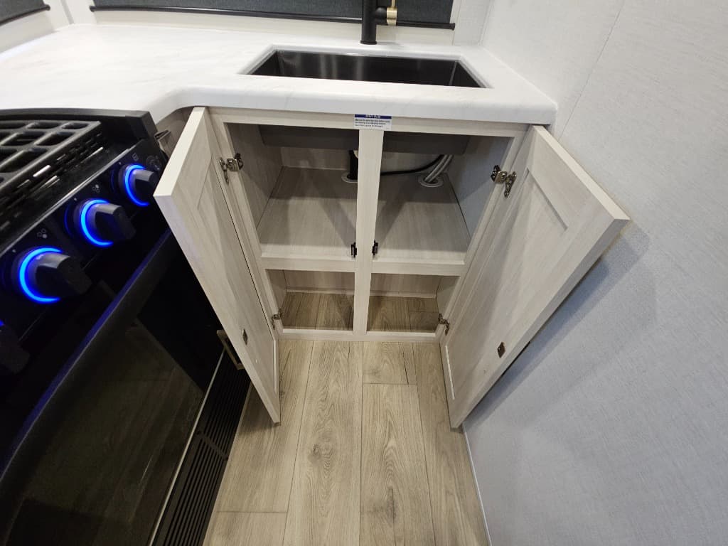 2026 Forest River 2026 Forest River Surveyor Legend - thumbnail 28