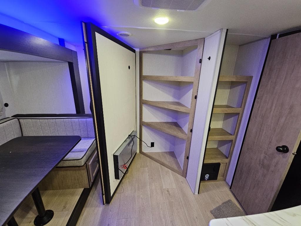 2026 Forest River RV 2026 Forest River RV Cherokee Grey Wolf - thumbnail 24