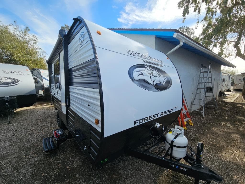 2026 Forest River RV 2026 Forest River RV Cherokee Grey Wolf - thumbnail 3