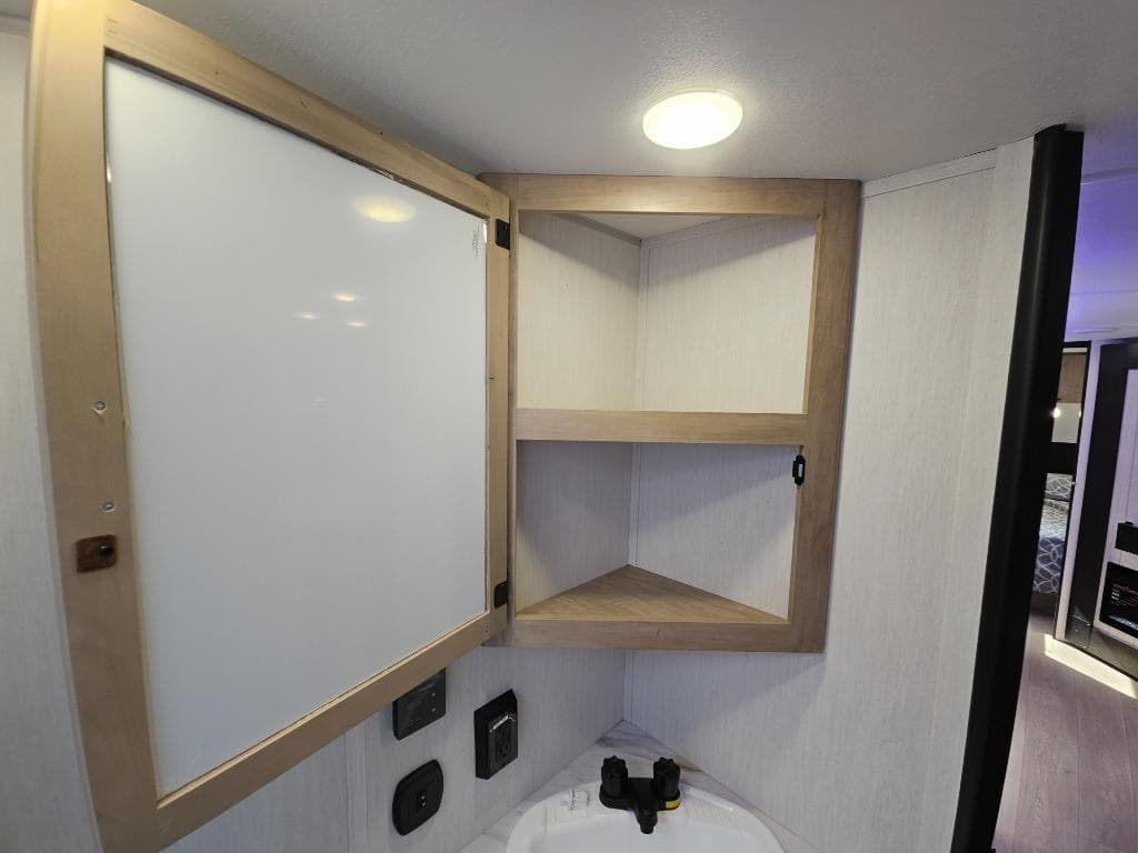 2026 Forest River RV 2026 Forest River RV Cherokee Grey Wolf - thumbnail 52