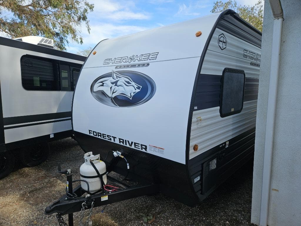 2026 Forest River 2026 Forest River Cherokee Wolf Pup - thumbnail 6