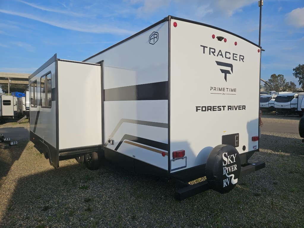 2026 Prime Time RV 2026 Prime Time RV Tracer - thumbnail 5