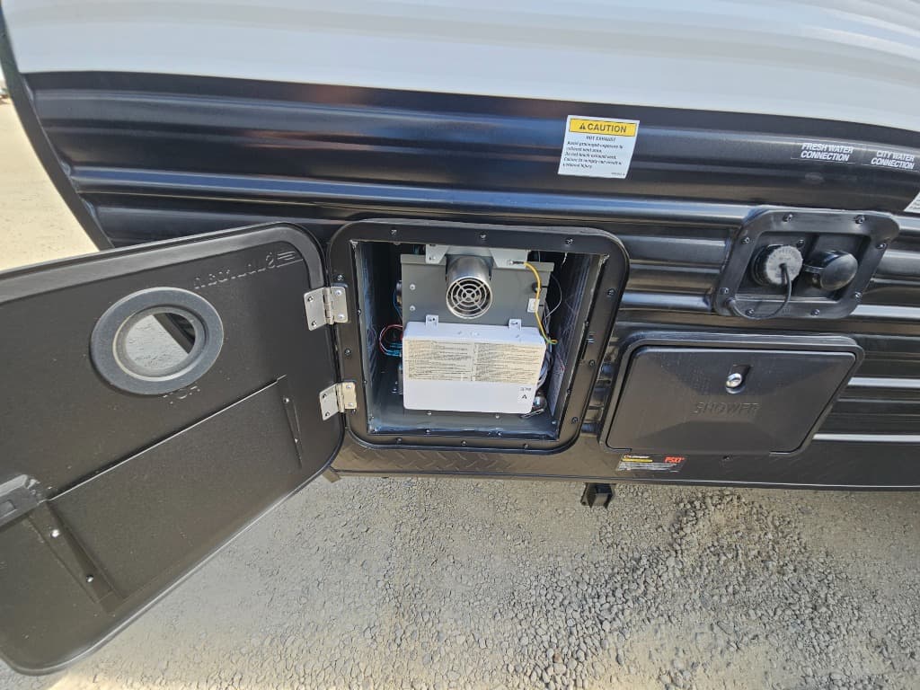 2026 Forest River RV 2026 Forest River RV Cherokee Wolf Pup - thumbnail 44