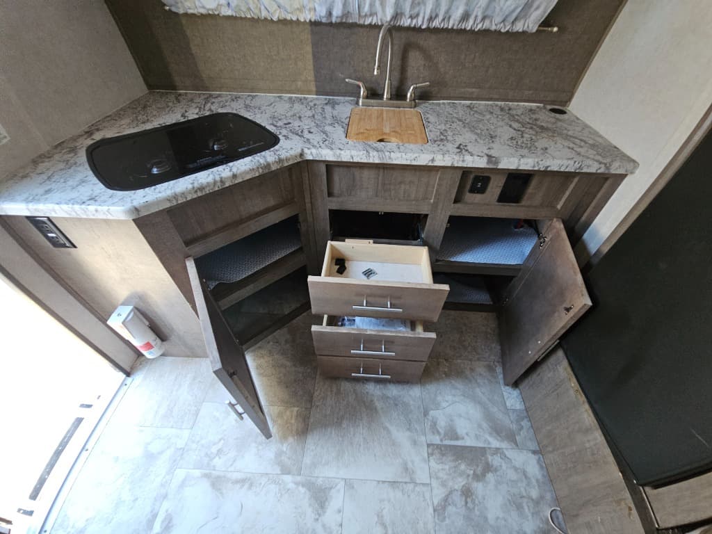 2018 Forest River 2018 Forest River R-Pod - thumbnail 11