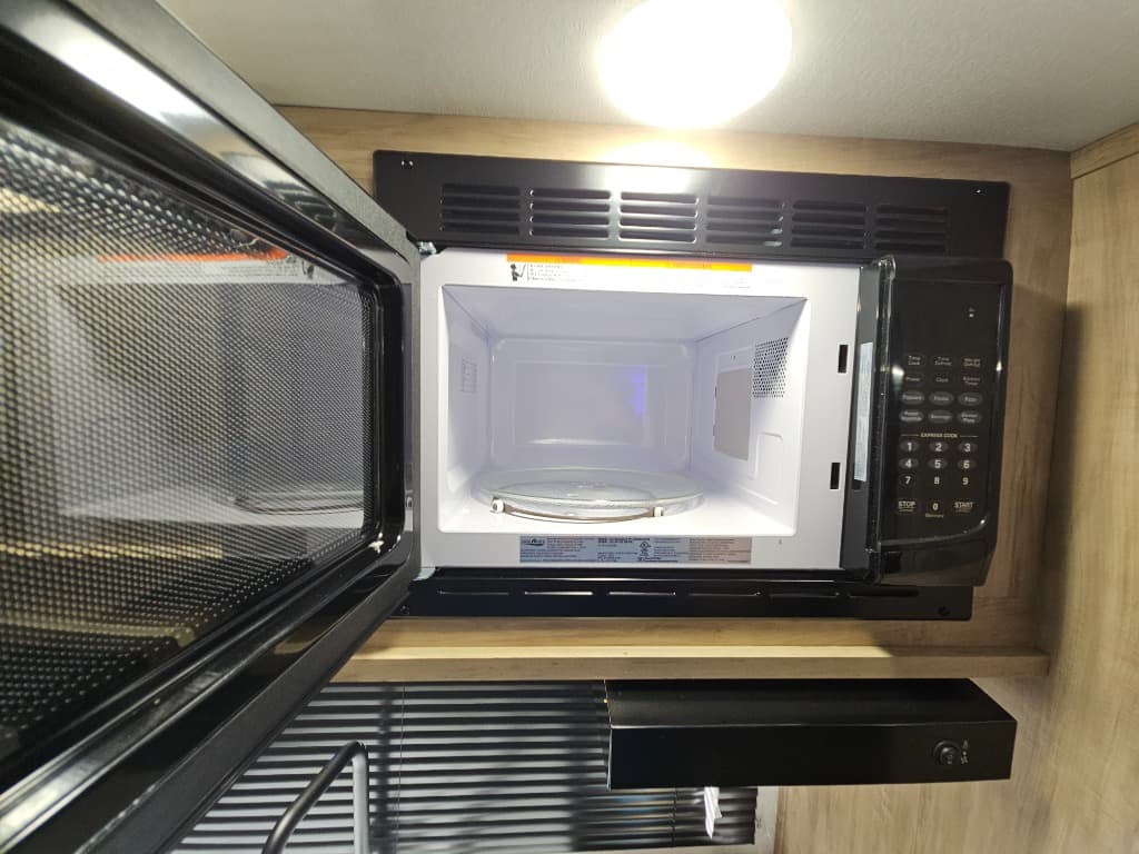 2026 Forest River 2026 Forest River Cherokee Wolf Pup - thumbnail 16